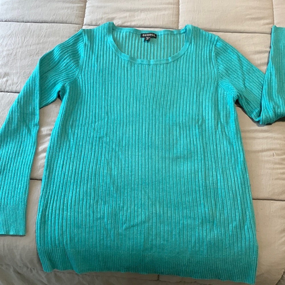 Wonen’s Teal Sweater
